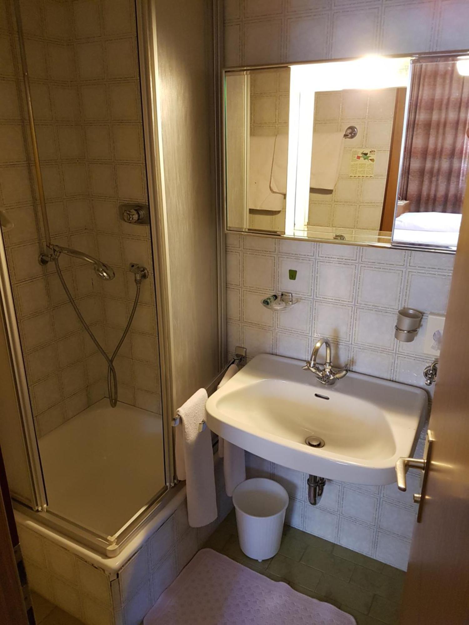 Hotel Garni Doris Castelrotto Rum bild